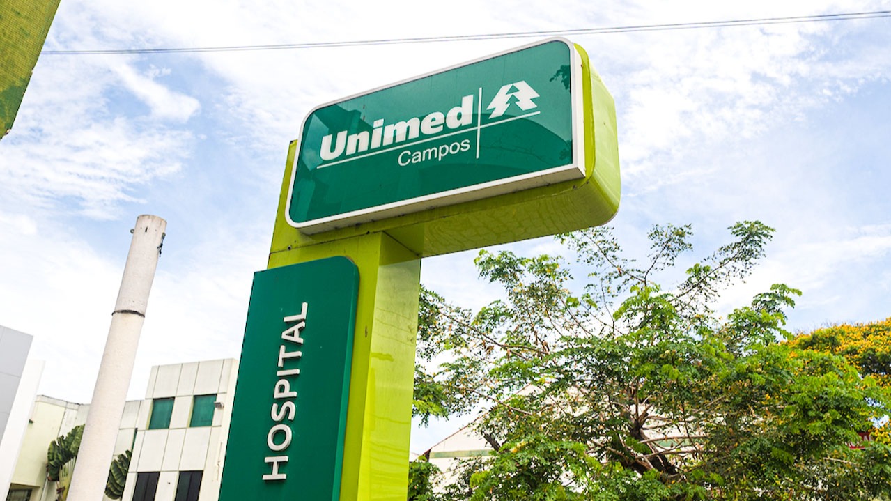 Imagem de destaque: Inovar Cooperativa e Unimed Campos firmam parceria por meio da intercooperação